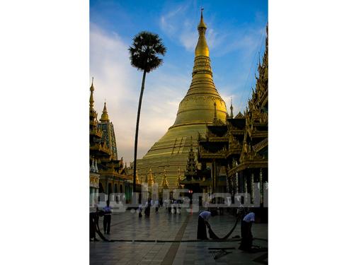 The famous Shwedagon Pagoda in Yangon