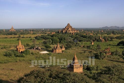 A field of Buddhist ruins and payas in Bagan