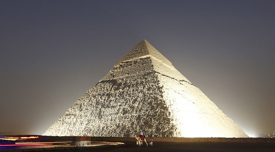 Zahi Hawass discusses secret passage in Khufu Pyramid
