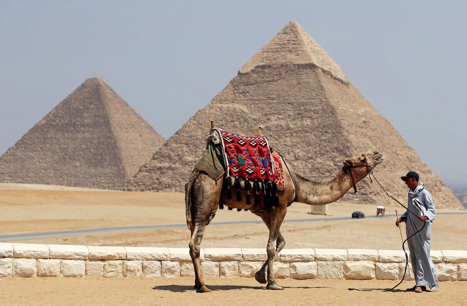 Egyptian Pyramids Star - US tourist arrested over obscene photo shoot at Pyramids ...