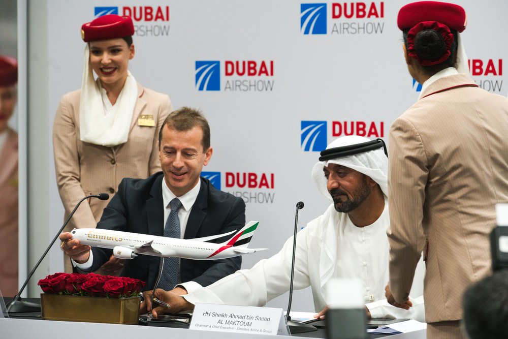 Emirates opts for 30 Boeing 787 Dreamliners in revised deal