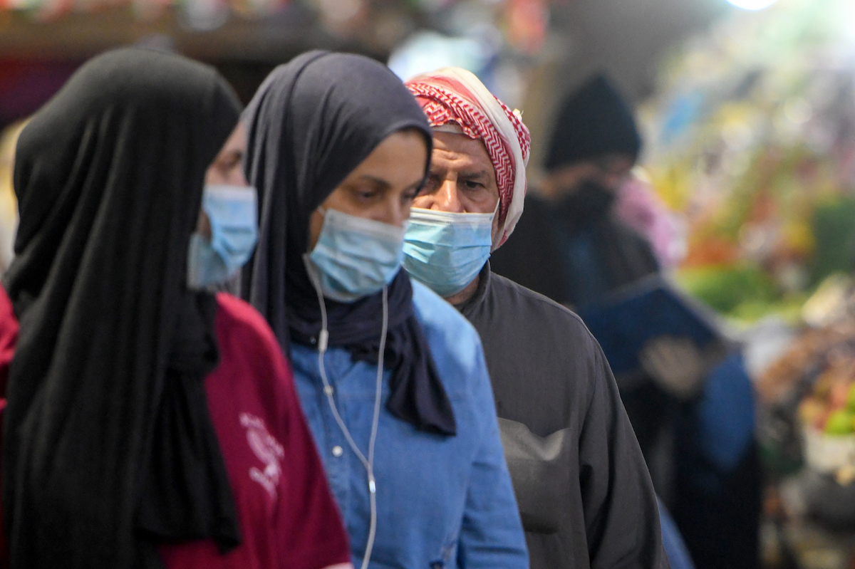 Authorities across Egypt begin enforcing face mask rule - Egypt Independent