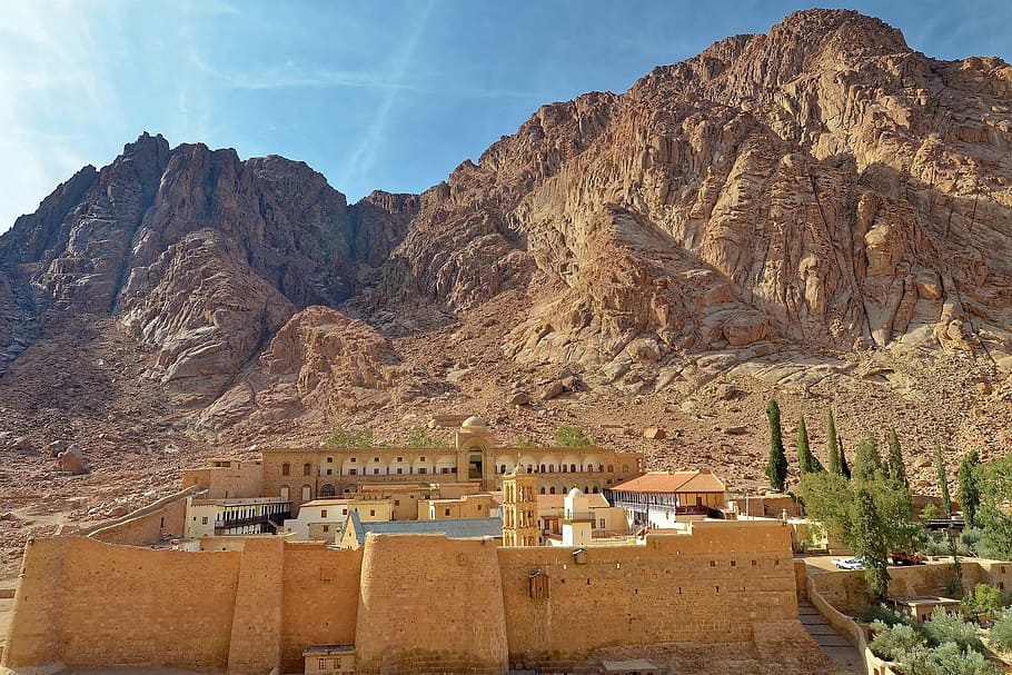 تواصل مصر تطوير مشروع “التجلي العظيم”، أول منتجع جبلي في سانت كاترين