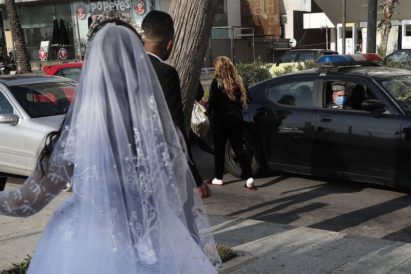 For Arab Newlyweds The Party Goes On Until Police Bust In Egypt