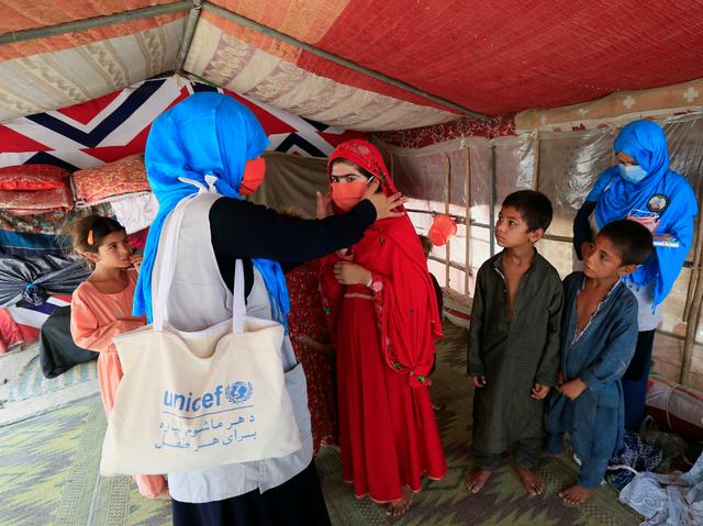 Taliban backs vaccine drive as Afghan government receives $112 million ...