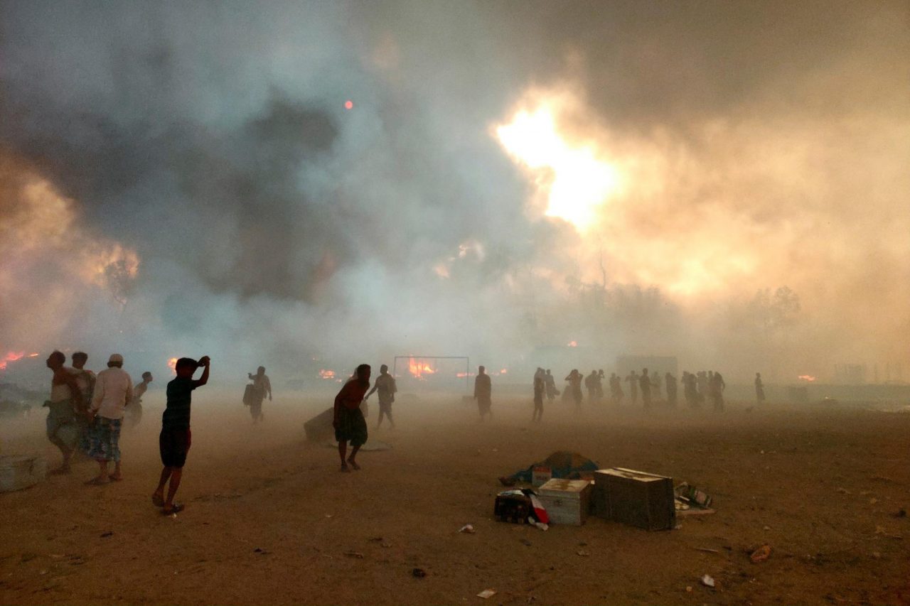 Bangladesh probes fire at Rohingya refugee camp that killed seven Bangladesh probes fire at Rohingya refugee camp that killed seven