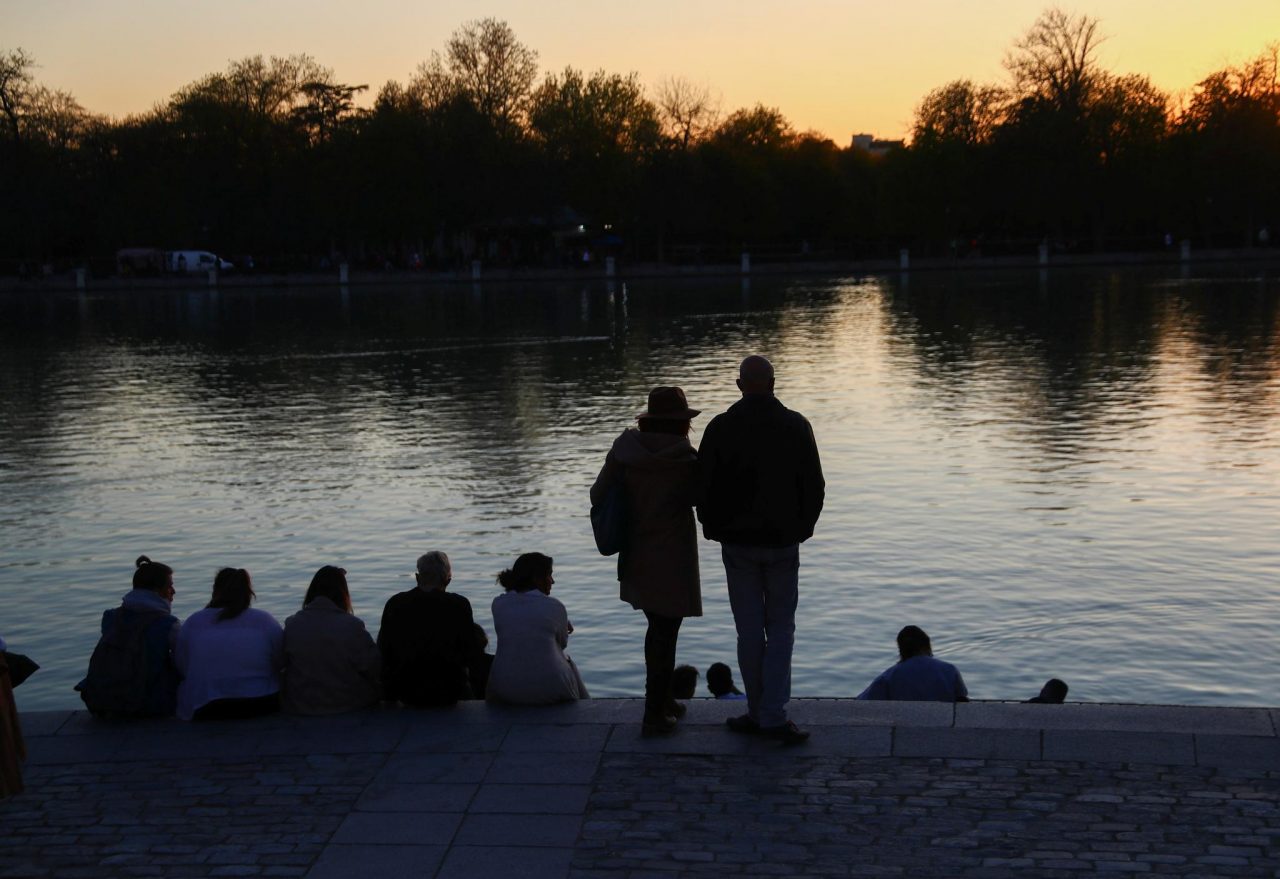 Spain to require arrivals by land from France to present negative COVID test