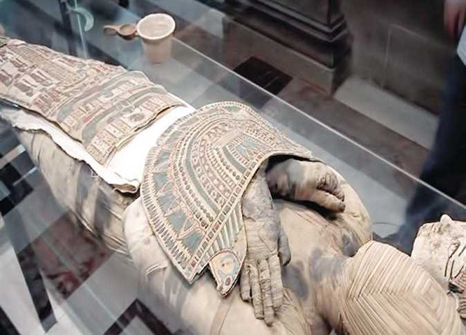 egyptian artifacts in museums gold mummies