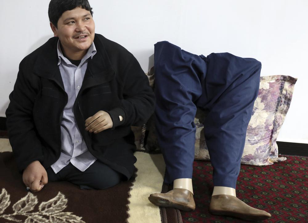 Afghan forces struggle, demoralized, rife with corruption