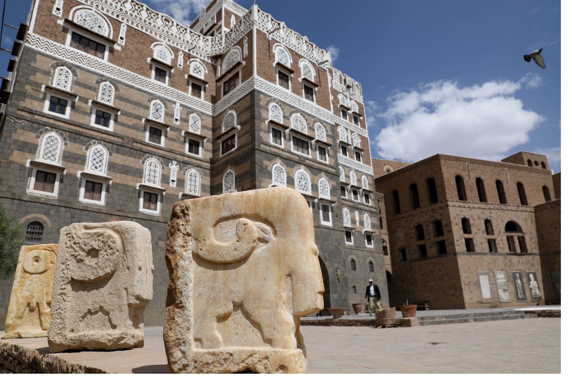 As war destroys Yemen’s present, museums struggle to preserve its past As war destroys Yemen’s present, museums struggle to preserve its past