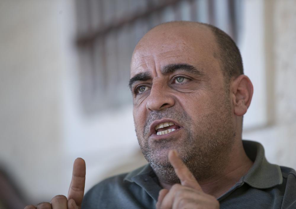 Critic of Palestinian Authority dies after violent arrest