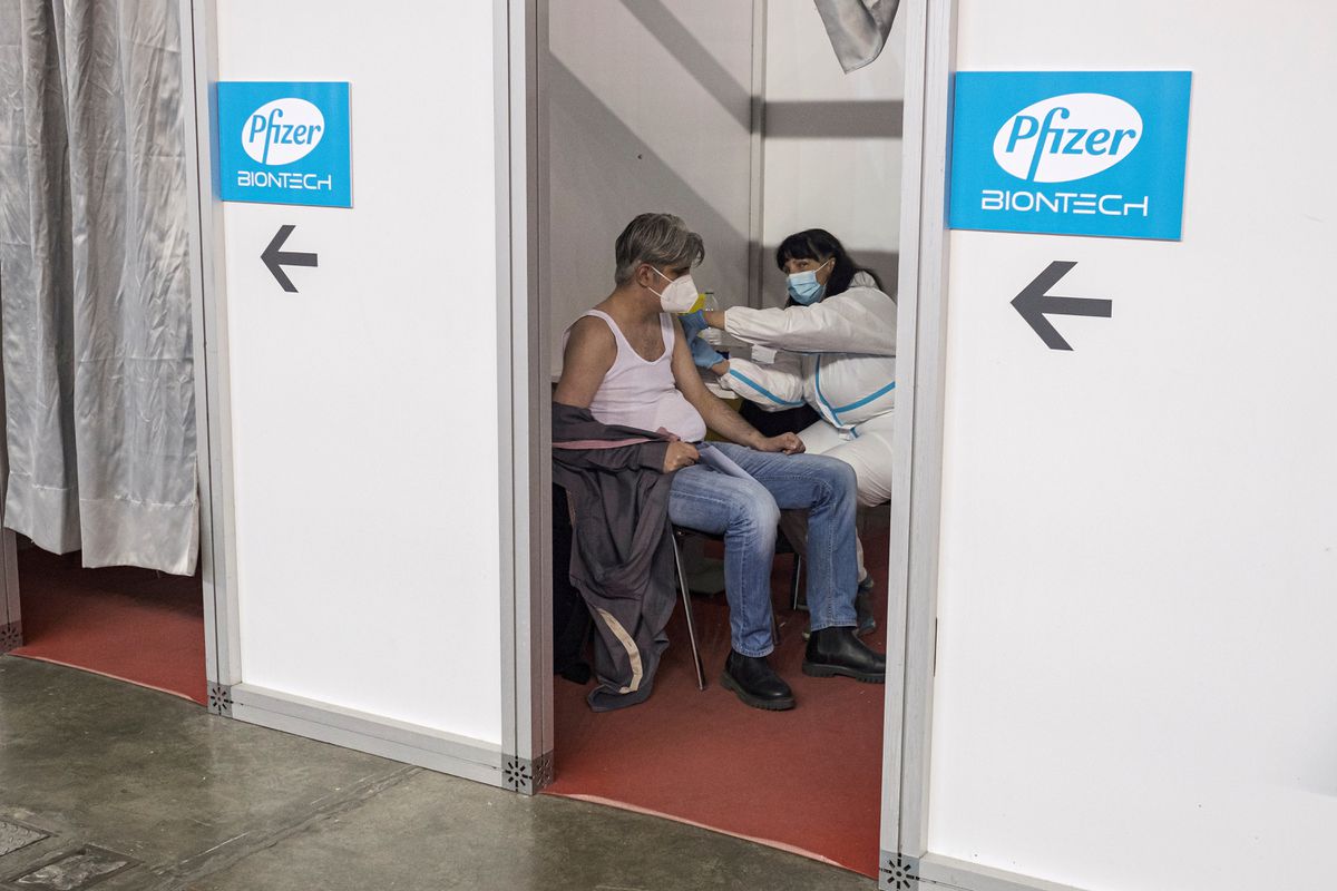 UAE, Bahrain make Pfizer/BioNTech shot available to those who got Sinopharm vaccine