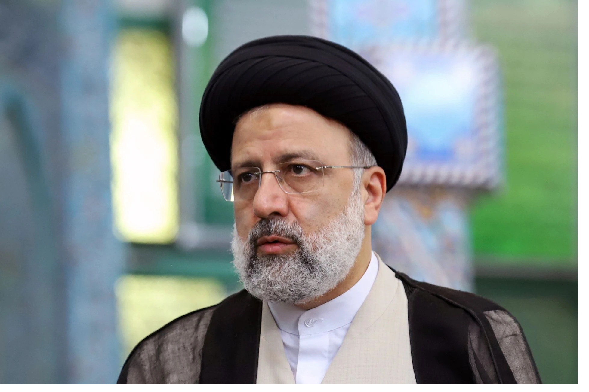 Hardline judge Raisi leads in Iranian presidential election, says official