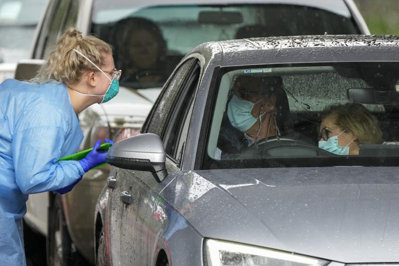 Australia battles several clusters in new pandemic phase