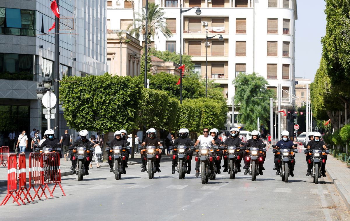 Tunisia’s Saied moves on economy and COVID-19 after dismissing govt