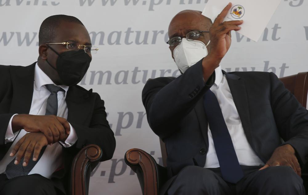 Haiti installs new leader as country mourns slain president