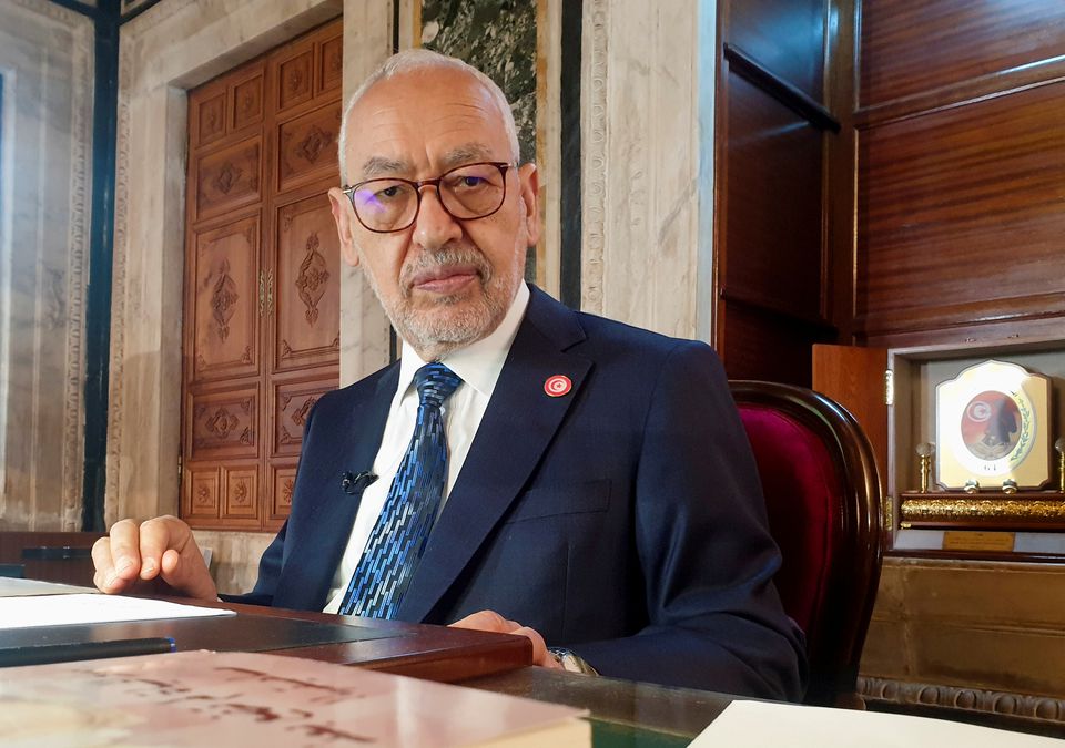 Tunisia’s Ennahda puts off party meeting amid crisis