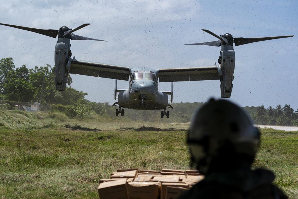 US airlifts aid to Haiti to reach areas hardest hit by quake
