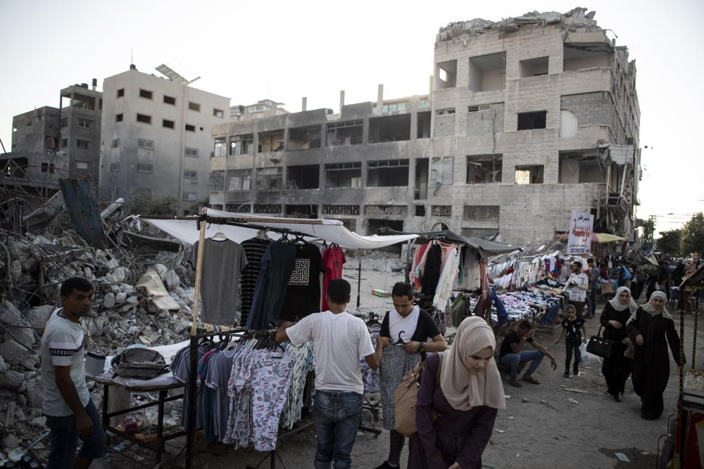 Israel approves steps to ease Gaza Strip blockade