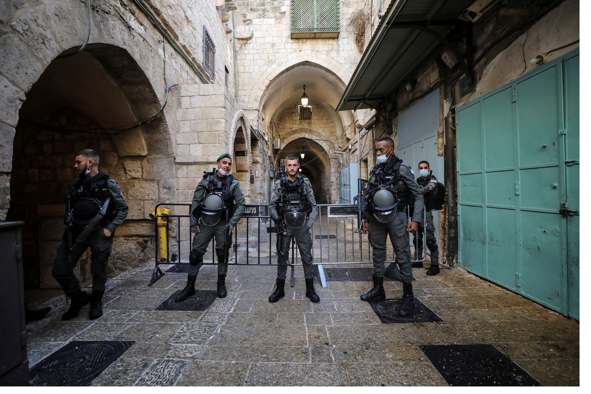 Israeli forces kill Palestinian gunman, woman assailant – Israeli police