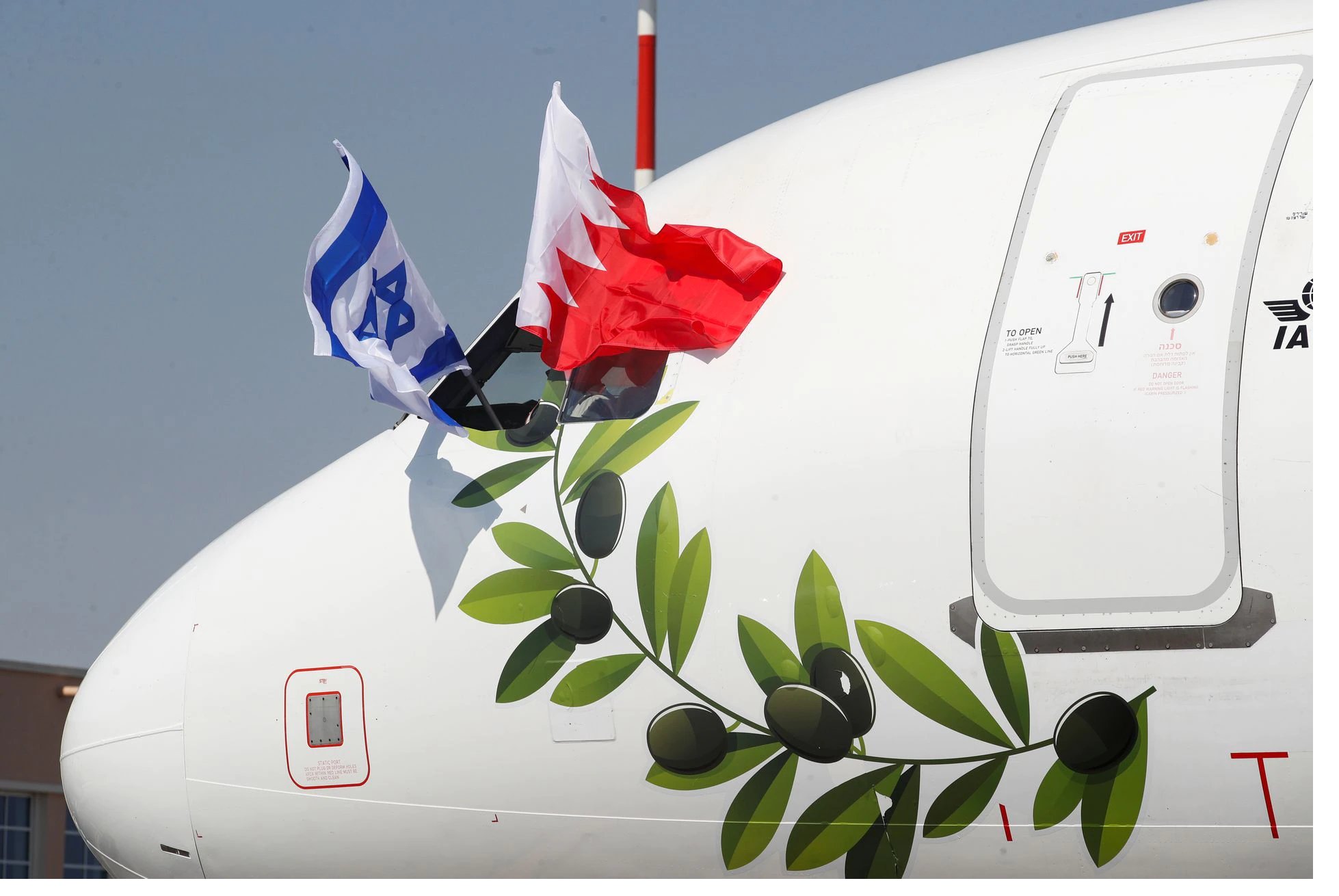 Israel foreign minister visits Bahrain to sign deals, open embassy