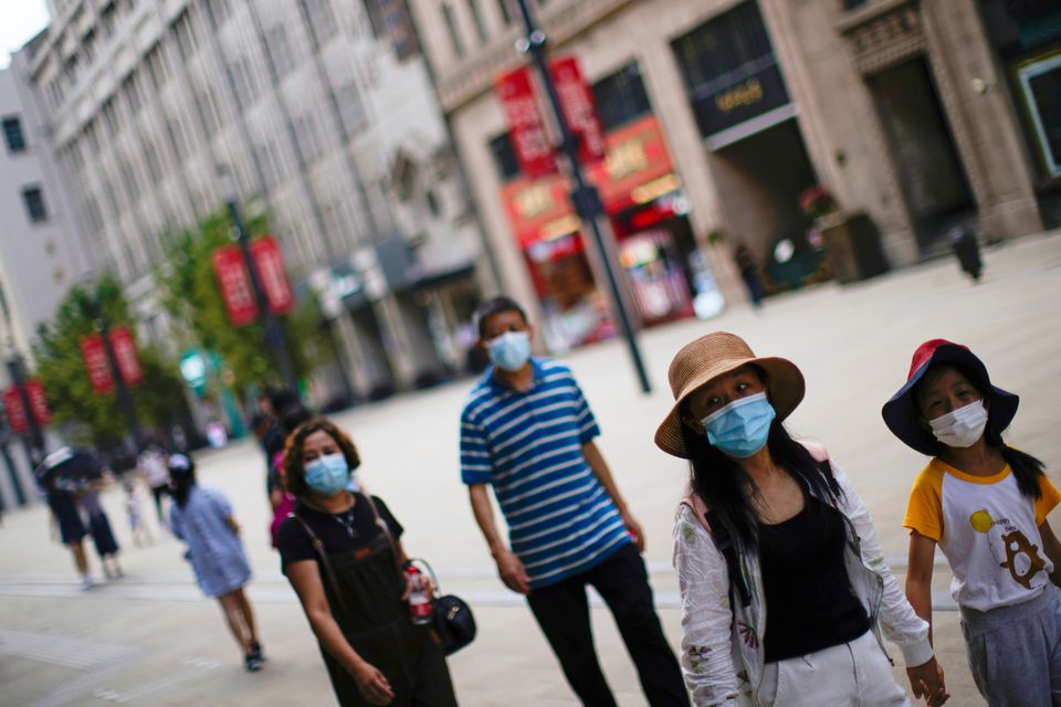 Chinese city imposes travel curbs, closes public venues in new COVID-19 outbreak