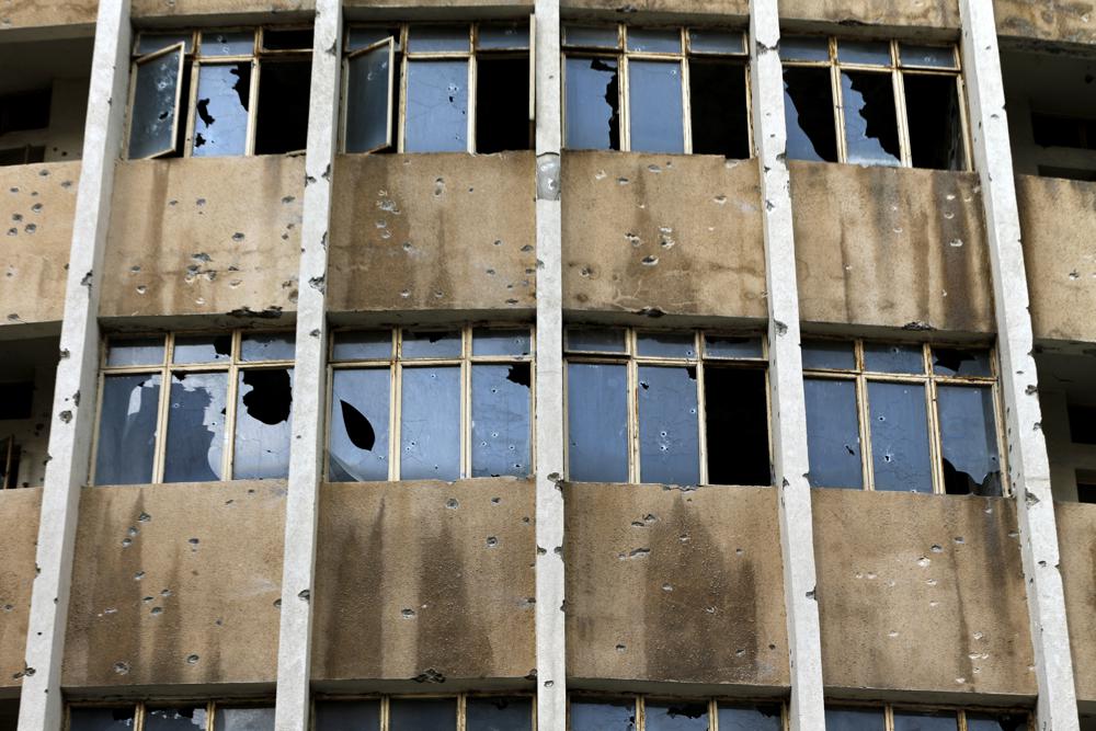 Lebanon pauses amid tense calm after deadly gun battles Lebanon pauses amid tense calm after deadly gun battles