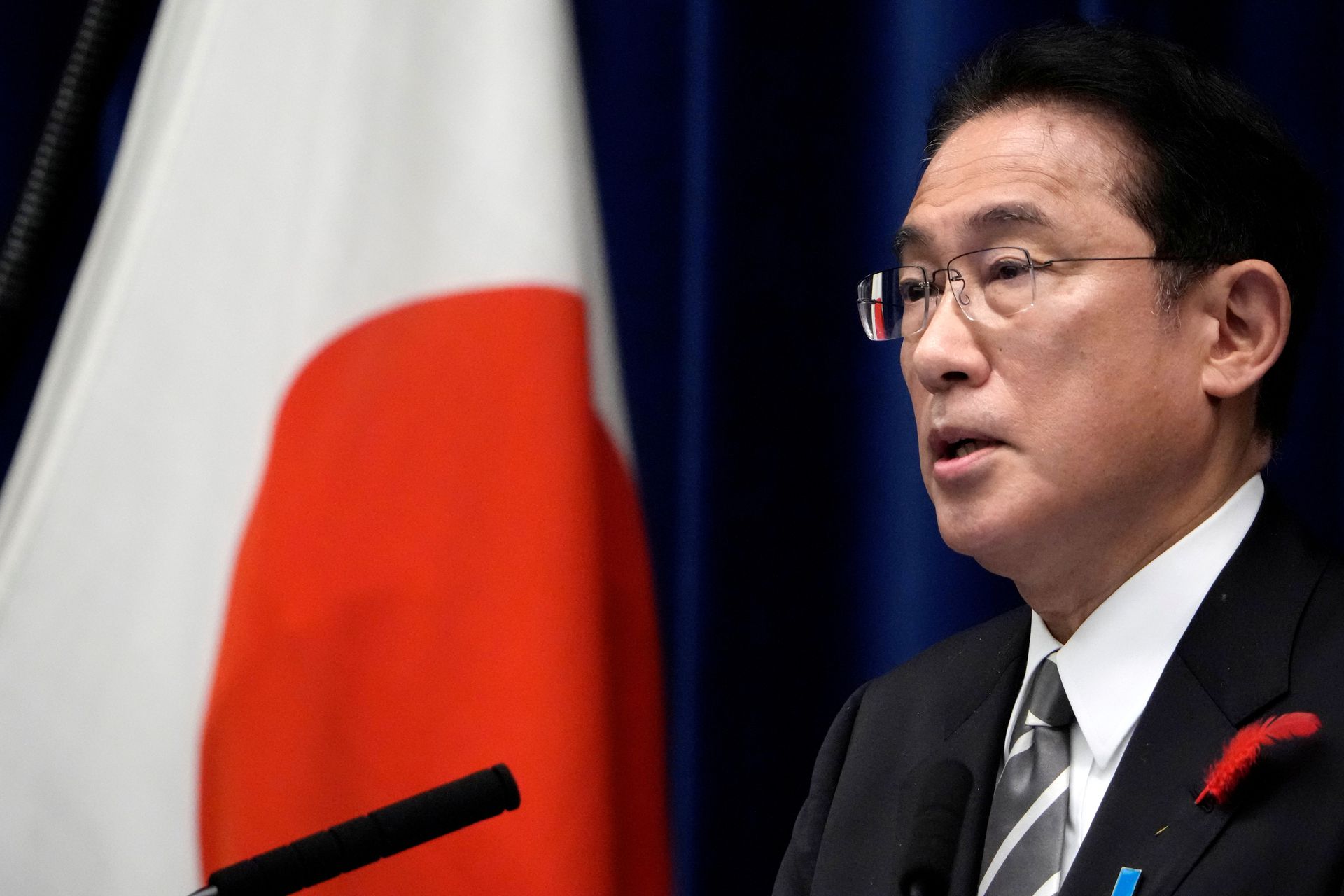 Tightrope election may spell uncertain future for Japan’s new prime minister