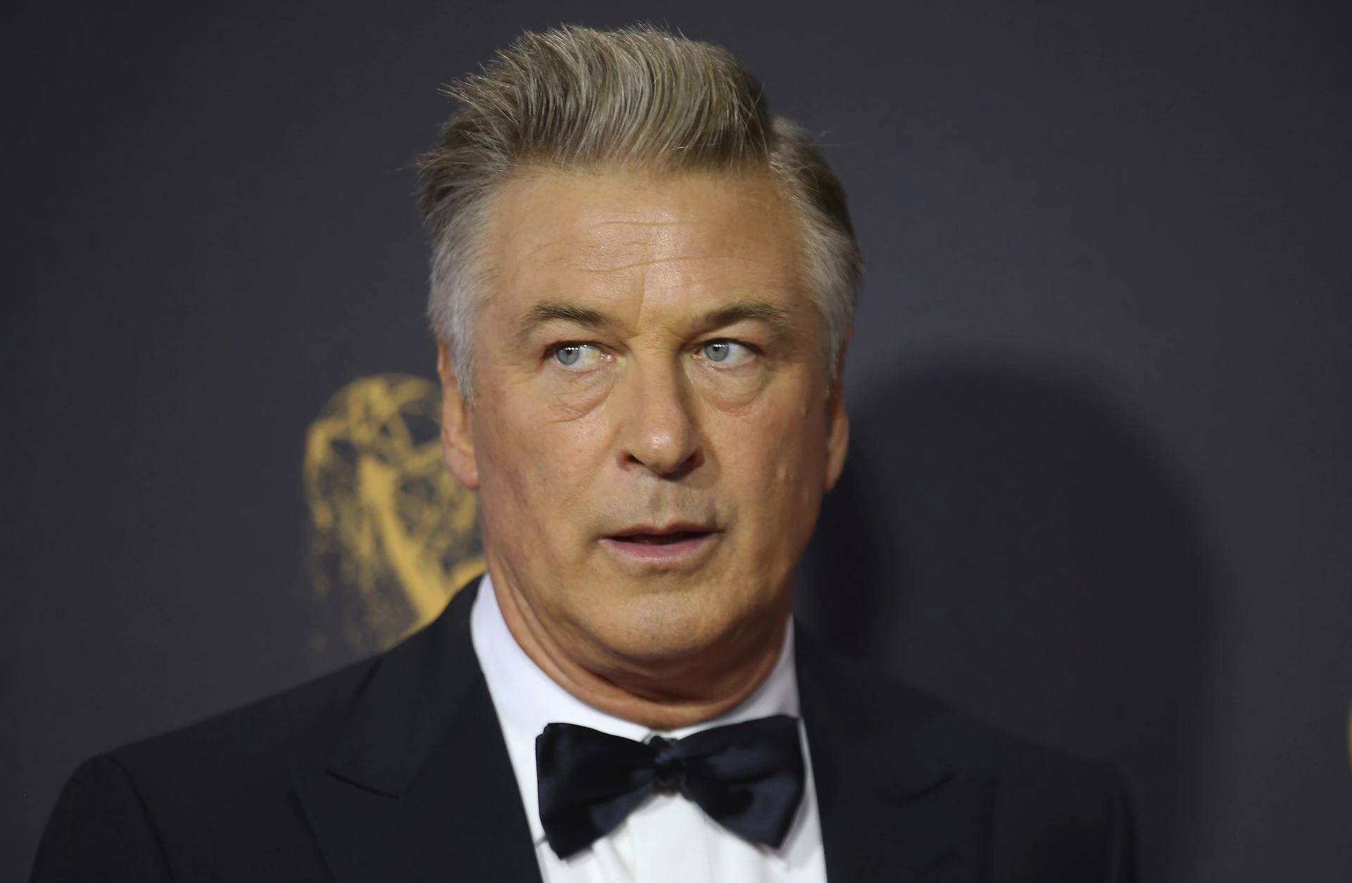 Alec Baldwin fires prop gun on movie set, killing cinematographer Alec Baldwin fires prop gun on movie set, killing cinematographer