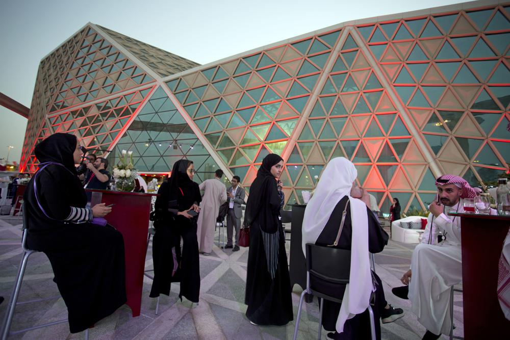Saudi Arabia wants businesses and families to pick Riyadh