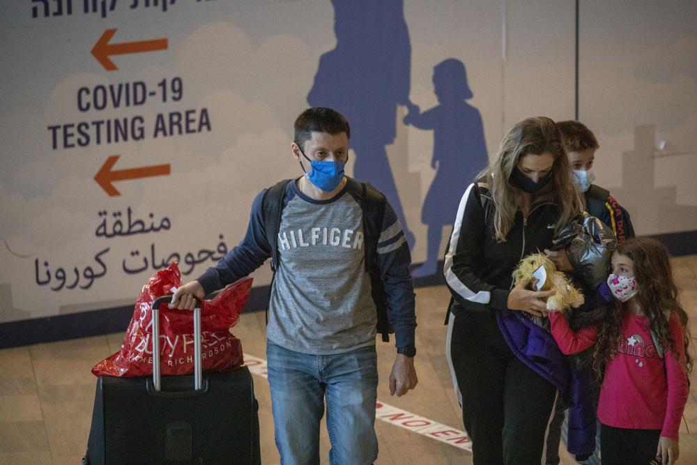 Israel tightens travel restrictions over new COVID variant