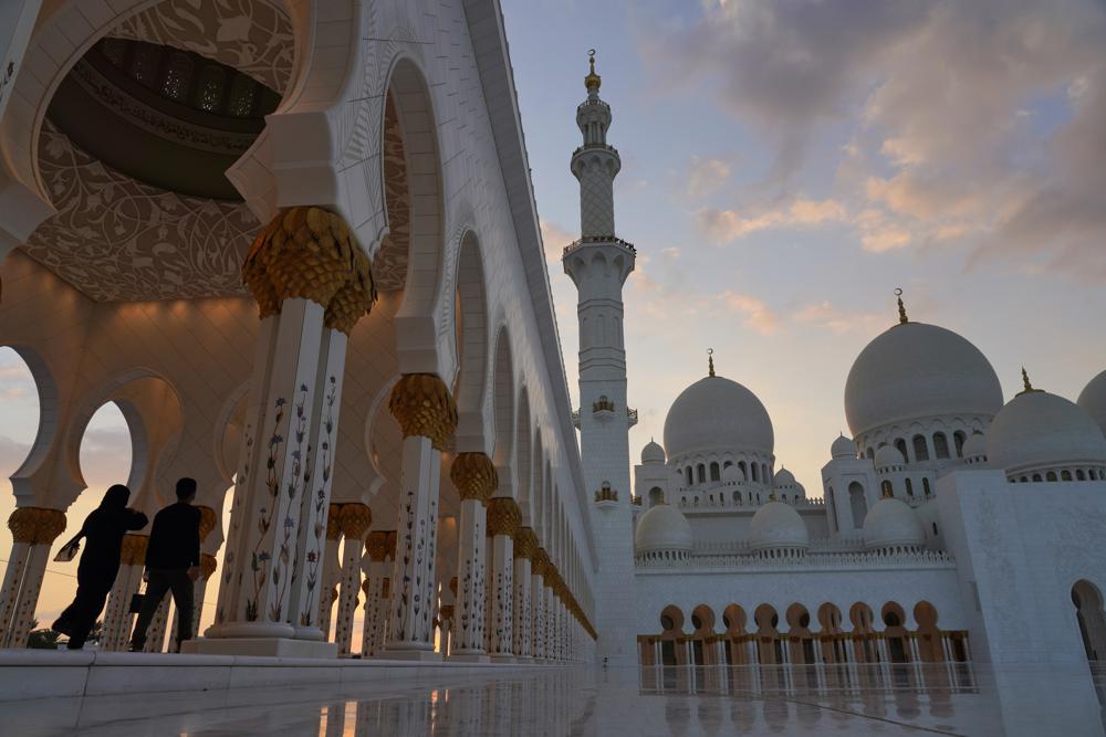 Egyptian expat obtains permit to raise Adhan for first time in US city
