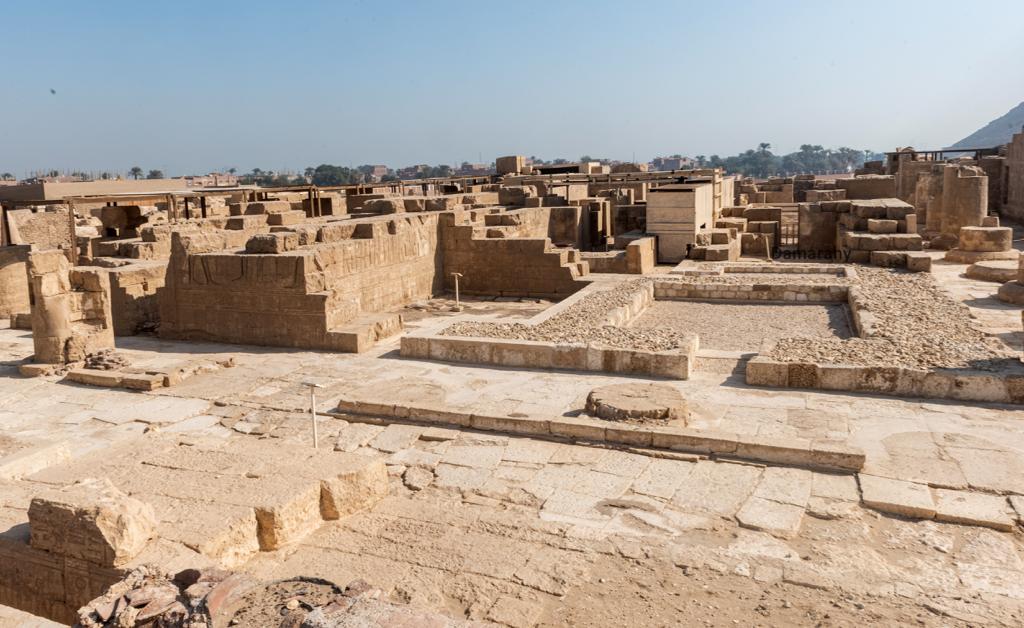 Joint Egyptian-German archaeological mission discovers 13,000 ostraca dating back to different eras