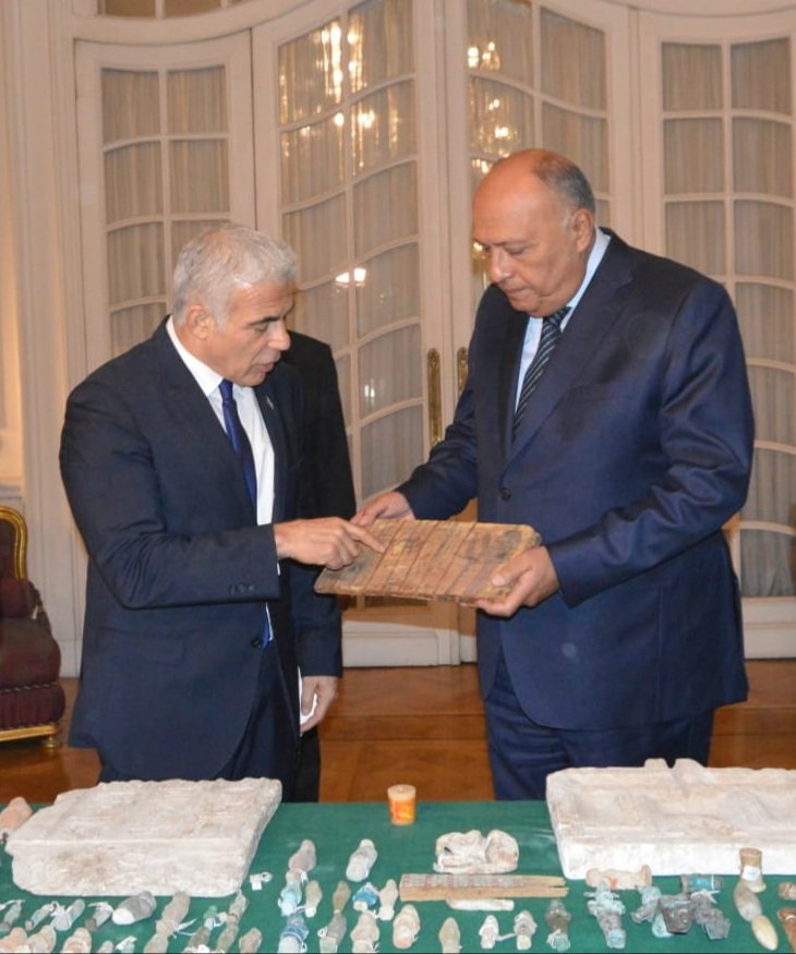 Sisi receives Israeli FM at presidential palace Sisi receives Israeli FM at presidential palace