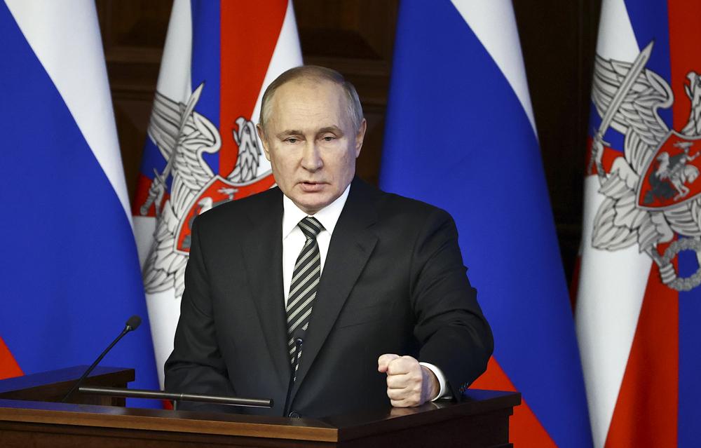 Putin blames West for tensions, demands security guarantees
