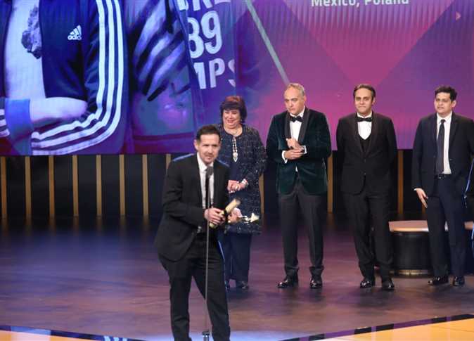 Culture minister hands over Cairo International Film Festival prizes
