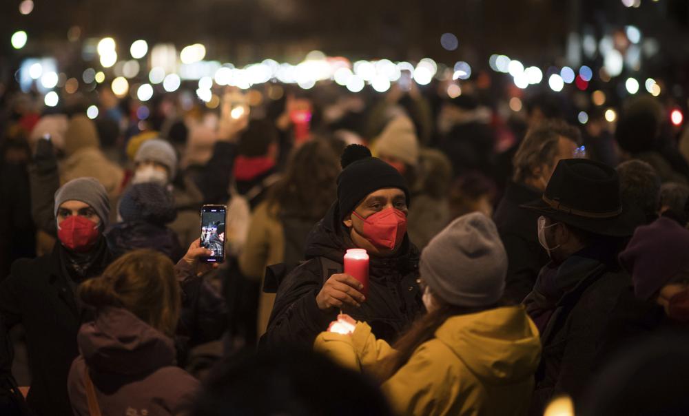 Vienna commemorates pandemic victims with a ‘sea of lights’ Vienna commemorates pandemic victims with a ‘sea of lights’