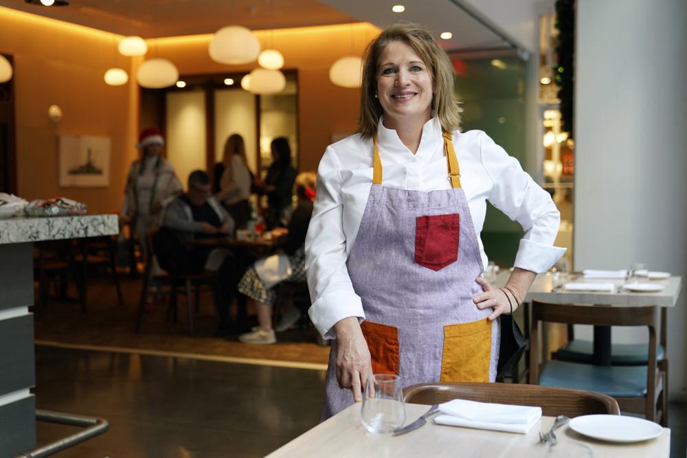 Restaurants anxious as omicron, high food costs take toll