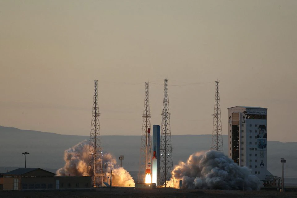Iran says rocket sends three &lsquo;research payloads&rsquo; into space
