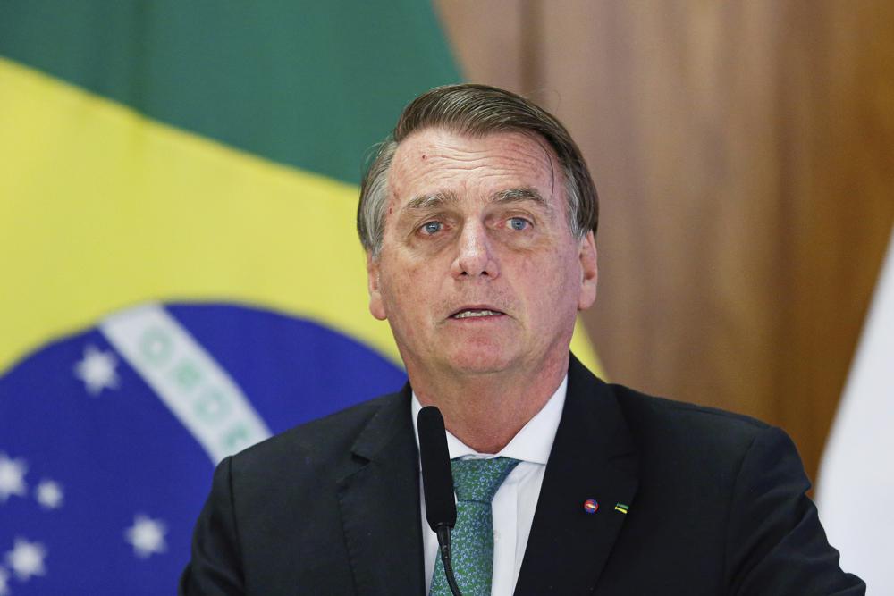 Brazil&rsquo;s Bolsonaro is released from hospital after two days