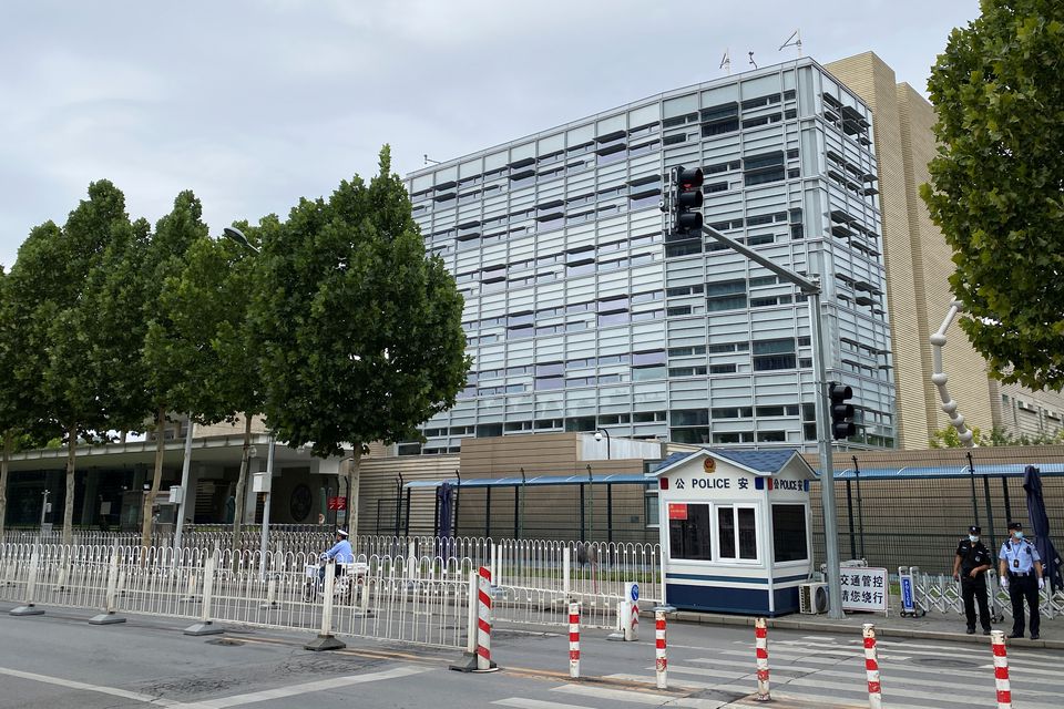 US weighs letting diplomats leave China over tough COVID rules