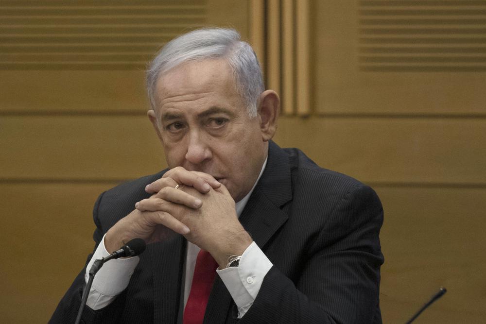 Netanyahu negotiating plea deal in corruption trial