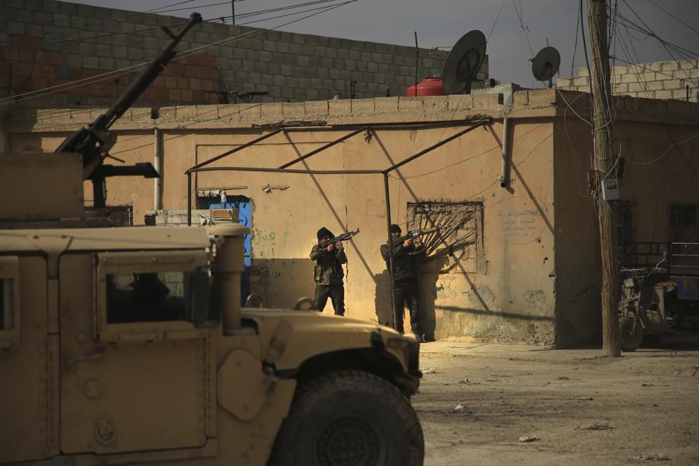 Syria Kurdish forces close in on IS-controlled prison wing Syria Kurdish forces close in on IS-controlled prison wing