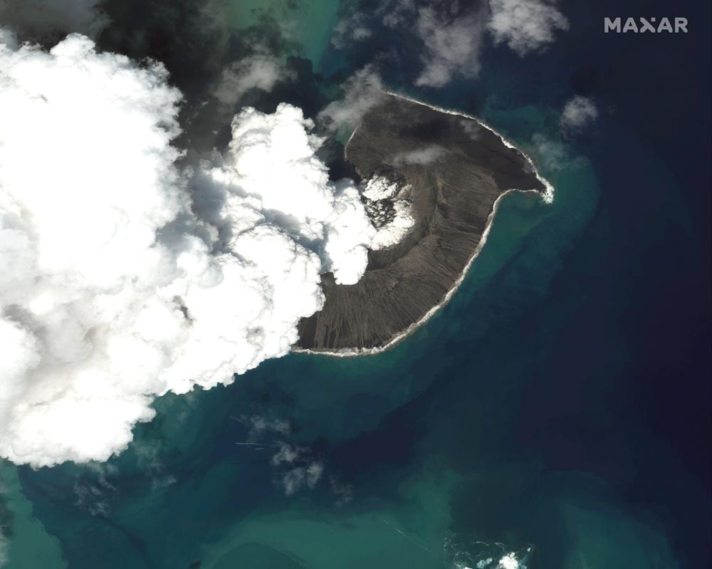 Three of Tonga&rsquo;s smaller islands badly damaged by tsunami
