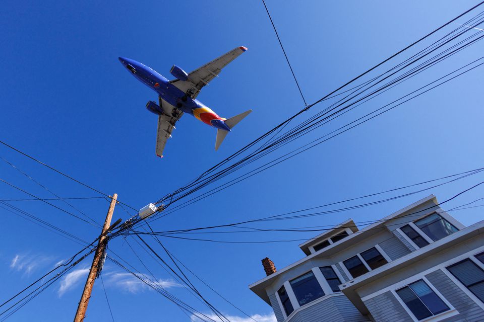 Explainer: Do 5G telecoms pose a threat to airline safety?