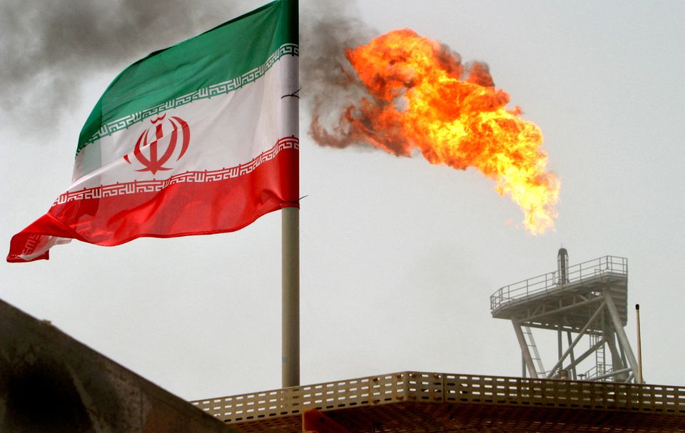 Factbox: The ebb and flow of sanctions on Iranian oil