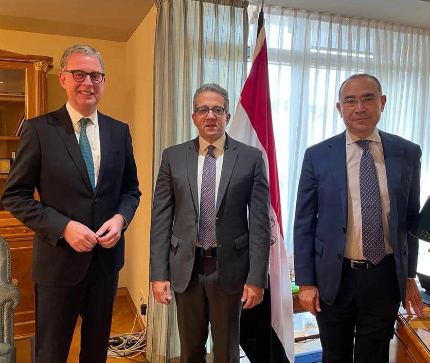 Egyptian minister in Berlin talks to enhance incoming tourism from Germany