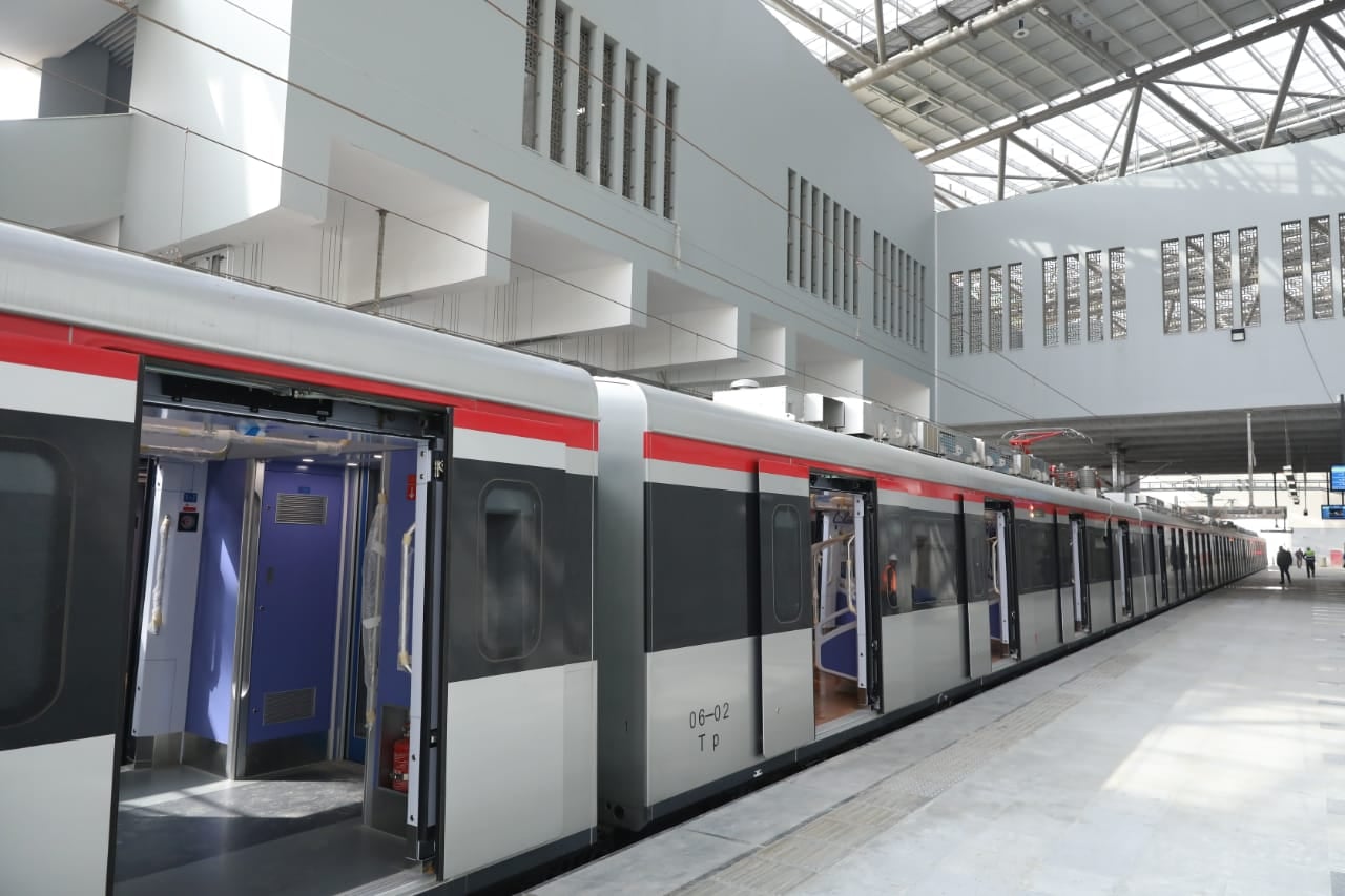 Operating hours and ticket prices for Cairo&rsquo;s Light Rail Transit