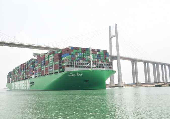 World’s largest container ship EVER ART crosses Suez Canal