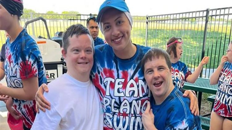 Egyptian swimming coach Yasmine Amin wins Coach of the Year Award at Special Olympics USA Games